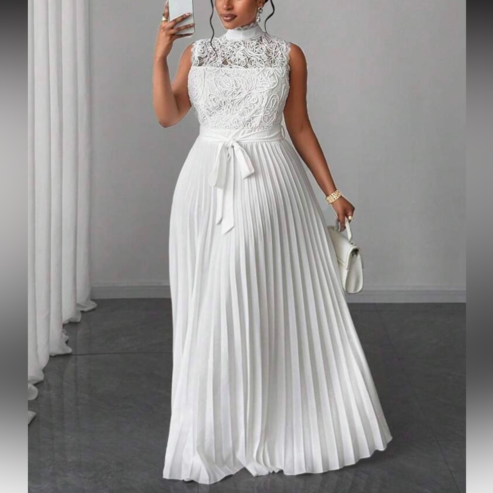 Elegant White Lace Evening Gown
